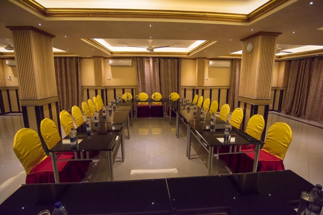 Euro Hotel And Apartments Dar es Salaam Bagian luar foto