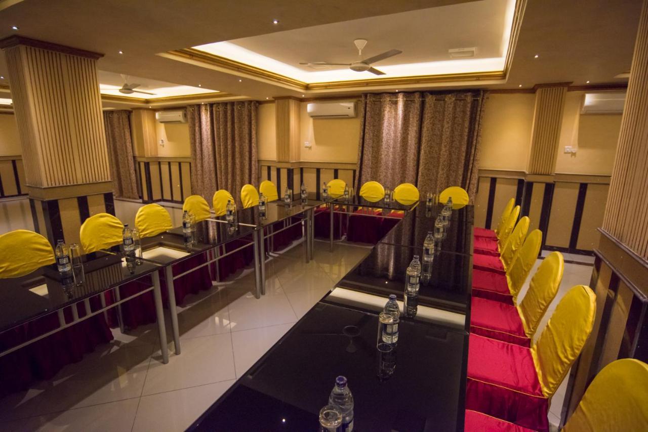 Euro Hotel And Apartments Dar es Salaam Bagian luar foto