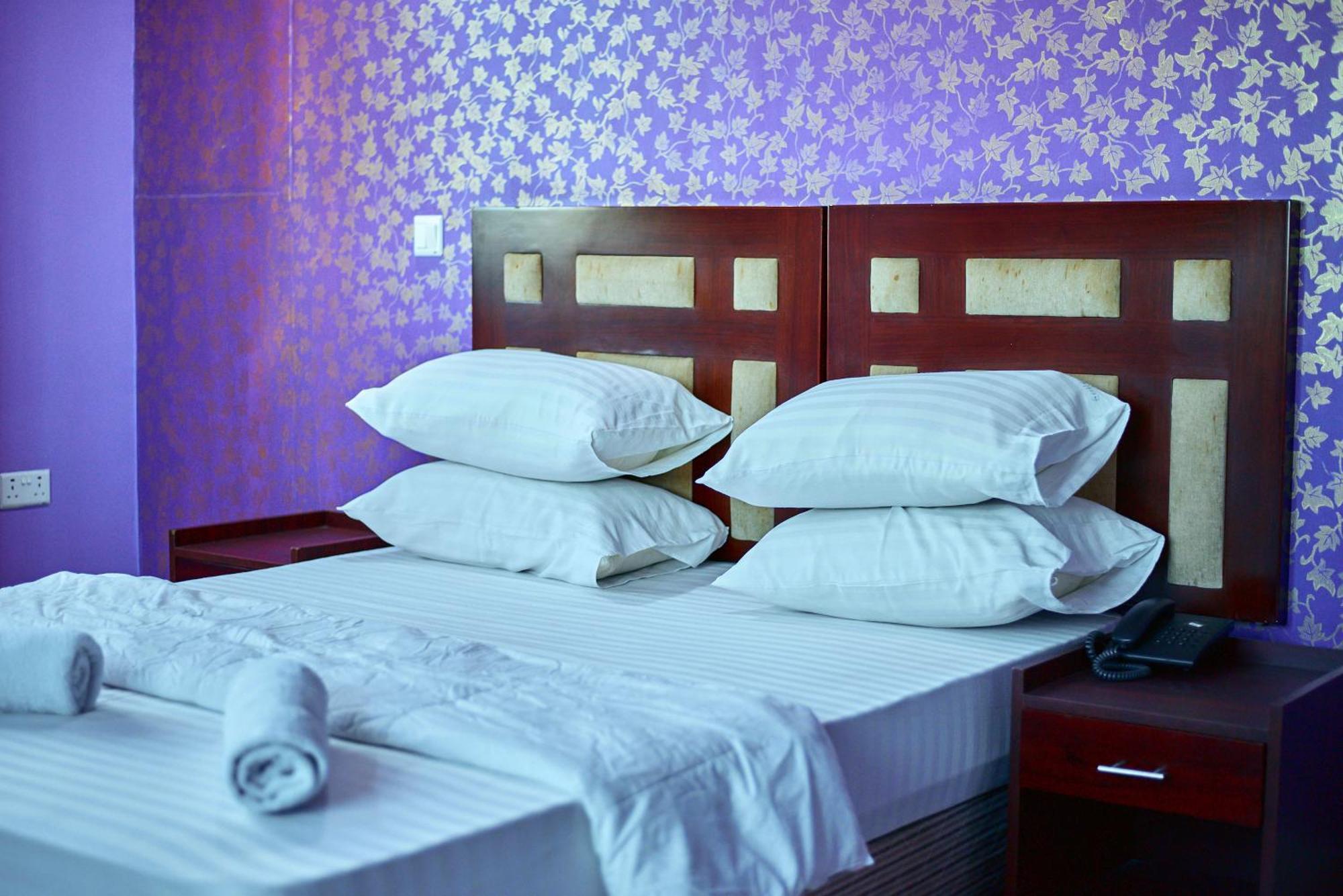 Euro Hotel And Apartments Dar es Salaam Bagian luar foto