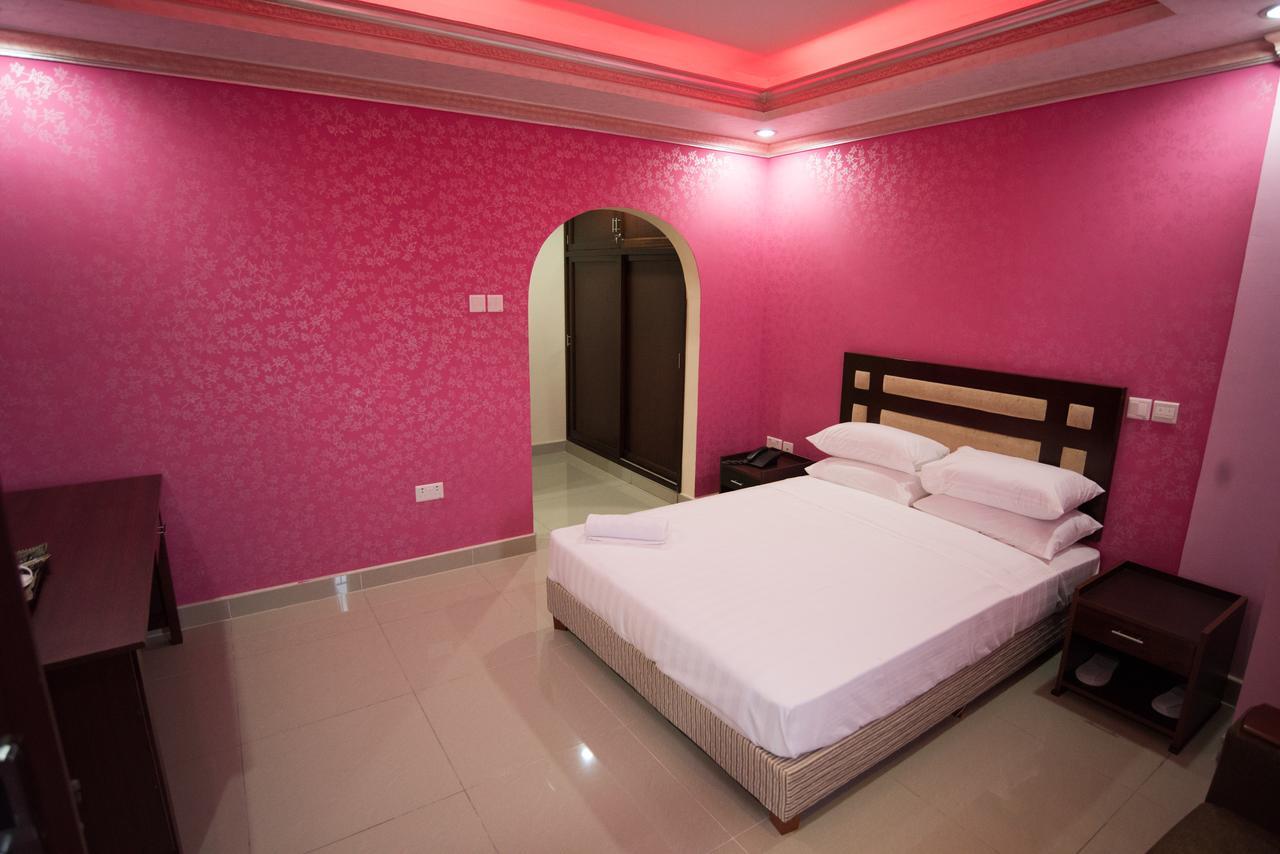 Euro Hotel And Apartments Dar es Salaam Bagian luar foto
