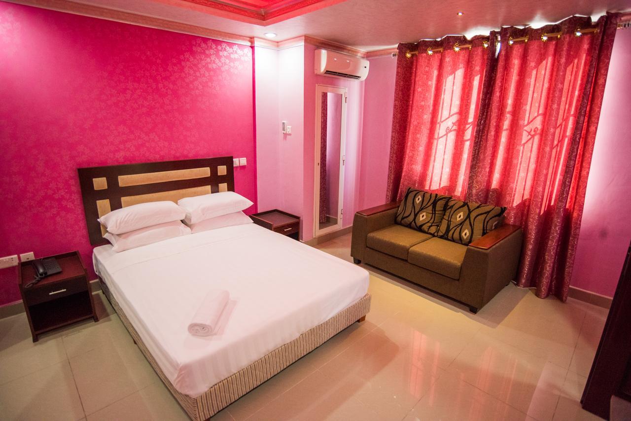 Euro Hotel And Apartments Dar es Salaam Bagian luar foto
